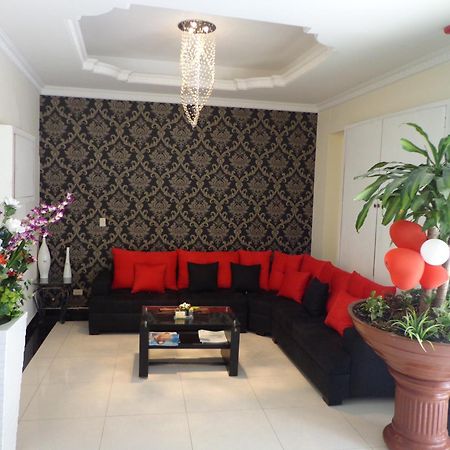 Hotel Flor De Liz Guayaquil Exterior photo