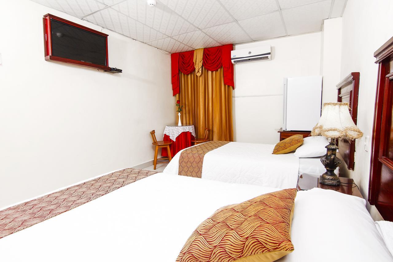Hotel Flor De Liz Guayaquil Exterior photo